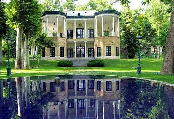 موزه های تاریخی تهران کاخ نیاوران