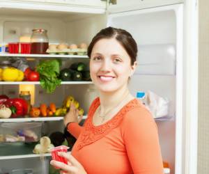 نگهداری مواد غذایی در یخچال