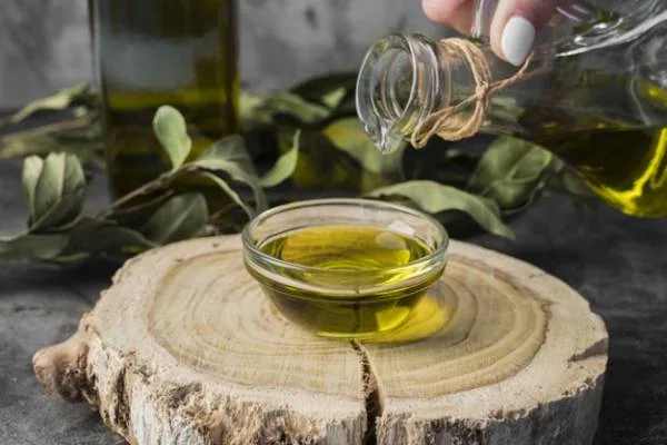 ماسک درخشنده کردن موها روغن زیتون