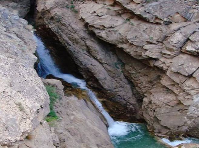 ارتفاع آبشار آینه رود