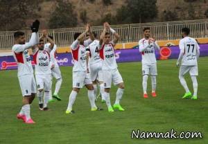 پرسپولیس و استقلال ، بازی پرسپولیس و نفت تهران
