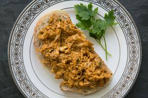 Image result for ‫طرز تهیه سالاد قفقازی‬‎