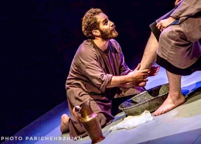 عکس محمد ولیزادگان در نمایش دیر راهبان محمد ولیزادگان در دیر راهبان