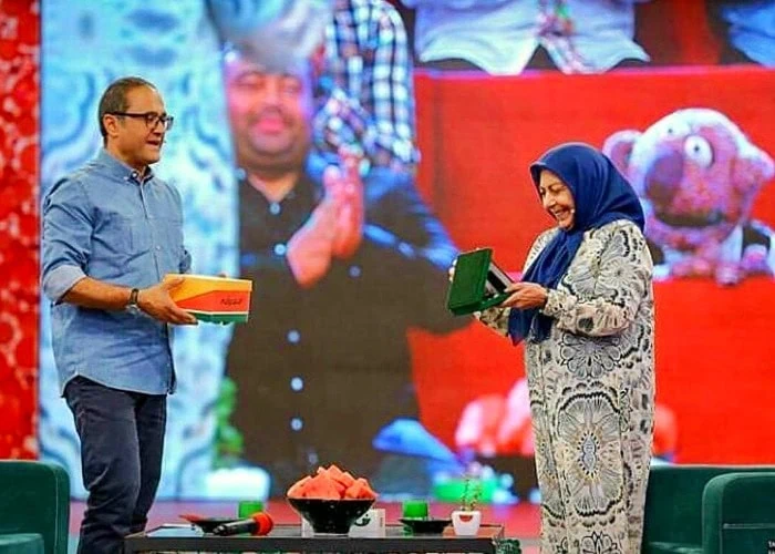 ثریا قاسمی در برنامه خندوانه رامبد جوان ثریا قاسمی در خندوانه