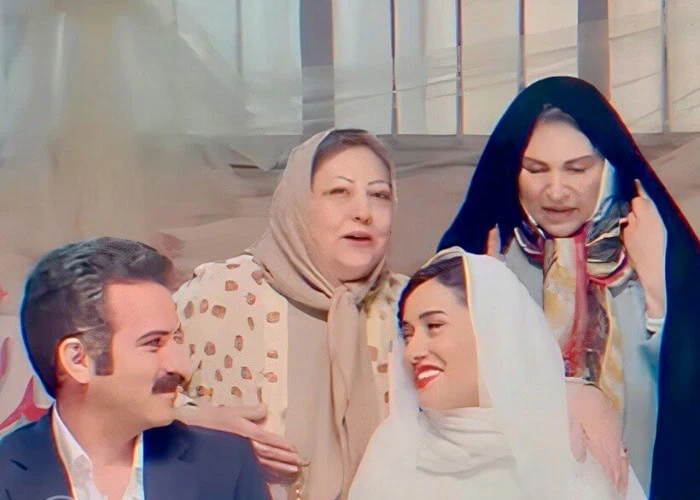 هوتن شکیبا، پریناز ایزدیار، رویا تیموریان و لیلی فرهادپور در ملاقات خصوصی لیلی فرهادپور ملاقات خصوصی