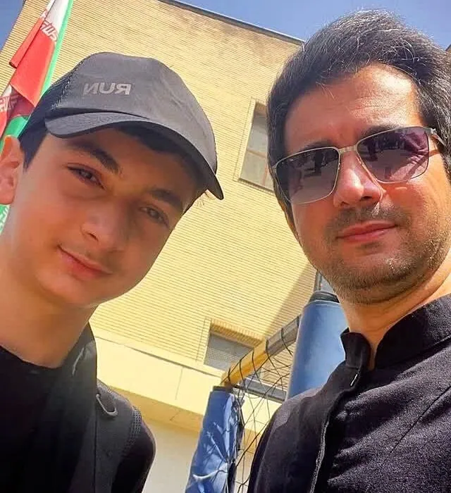 عکس نجم الدین شریعتی و فرزندش نجم الدین شریعتی و فرزندش