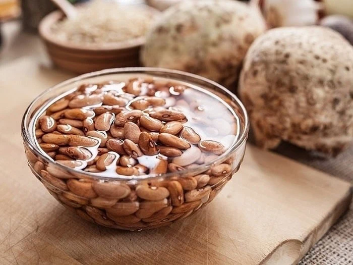 راهحلی برای پختن حبوبات دیرپز لوبیا چیتی