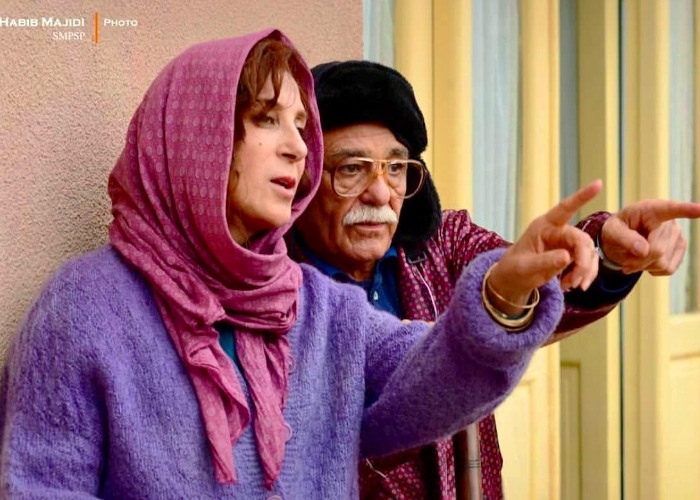 قاطمه معتمد آریا و رضا بابک در بنفشه آفریقایی رضا بابک در بنفشه آفریقایی