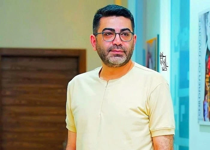 فرزاد حسنی مجری برنامه سحر نشینی فرزاد حسنی