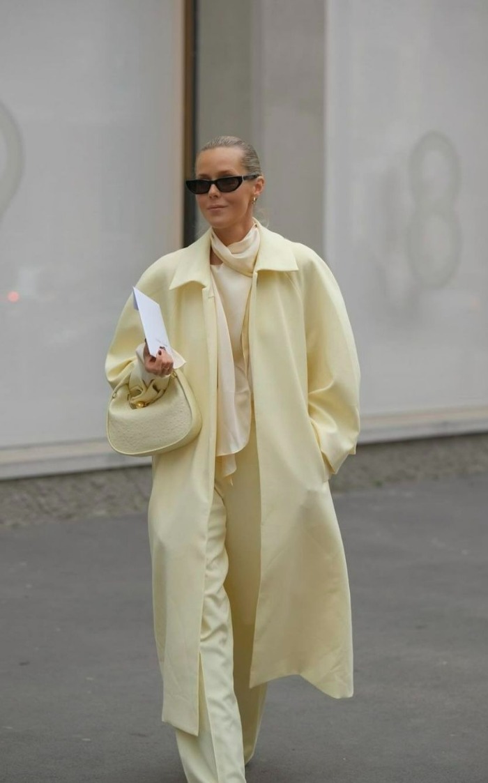 با رنگ زرد کره ای چی بپوشیم؟ رنگ زرد کره ای