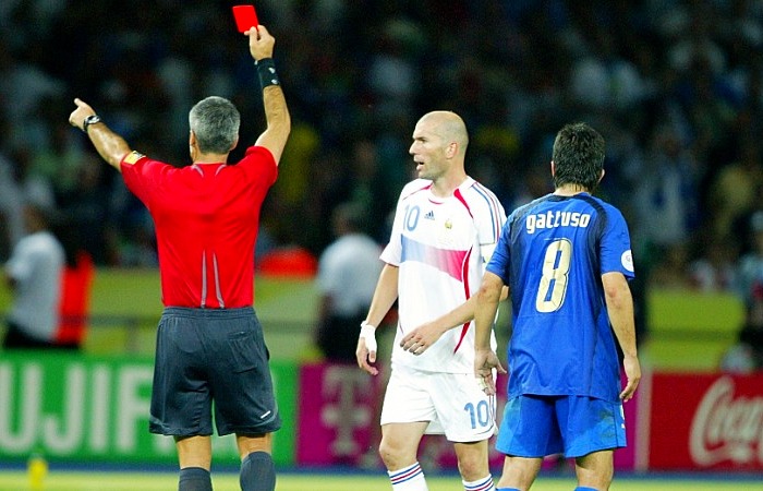 اخراج زین الدین زیدان در جام جهانی ۲۰۰۶ زین الدین زیدان در جام جهانی ۲۰۰۶