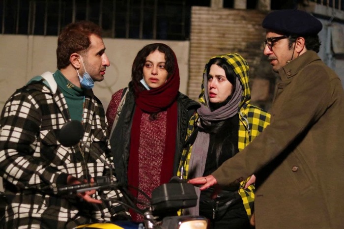 نازنین کریمی در فیلم دم غروب زعفرانیه نازنین کریمی در دم غروب زعفرانیه