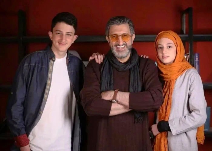 عکس یوسف صیادی و فرزندانش یوسف صیادی و فرزندانش