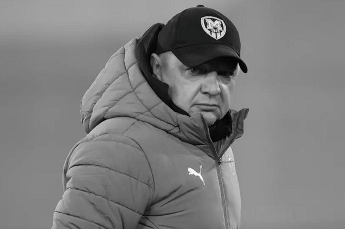 حادثه مرگبار در زمین فوتبال | فوت ناگهانی بازیکن پیشکسوت آندری پولونین