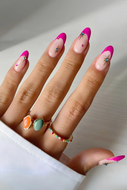 مدل ناخن فرنچ صورتی مدل ناخن فرنچ صورتی