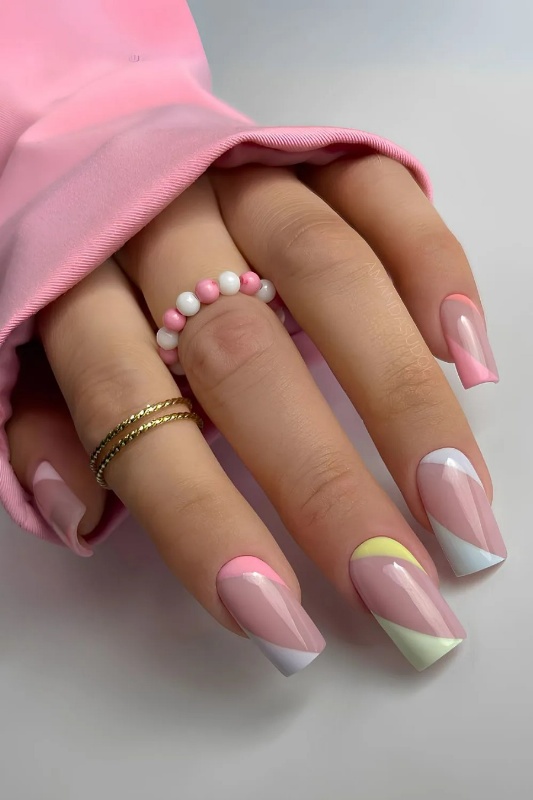 مدل ناخن فرنچ جدید رنگی مدل ناخن فرنچ جدید رنگی