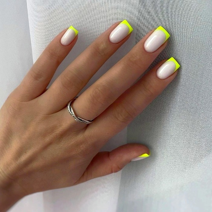 مدل ناخن فرنچ رنگی فرنچ رنگی