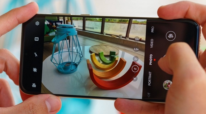 معرفی گوشیهای میانرده و پرچمدار ۲۰۲۵ Huawei Pura 80 Ultra