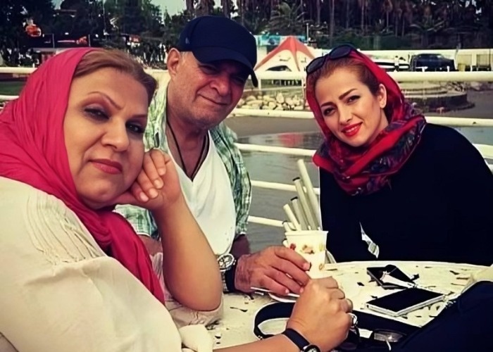سیروس گرجستانی در کنار همسر و دخترش سیروس گرجستانی و همسرش