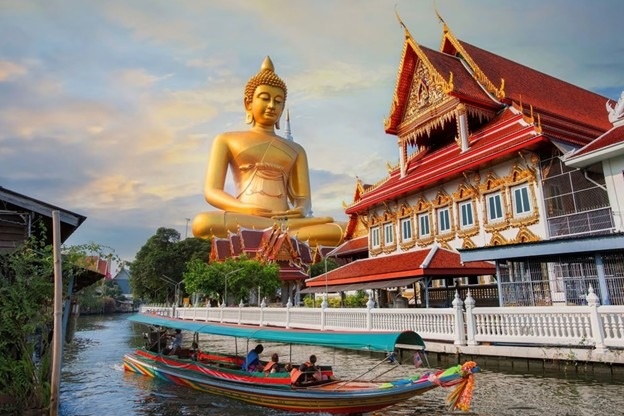 دبی، تایلند یا آنتالیا؟ تحلیل جامع سه مقصد محبوب سفر خارجی از نگاه مسافران ایرانی