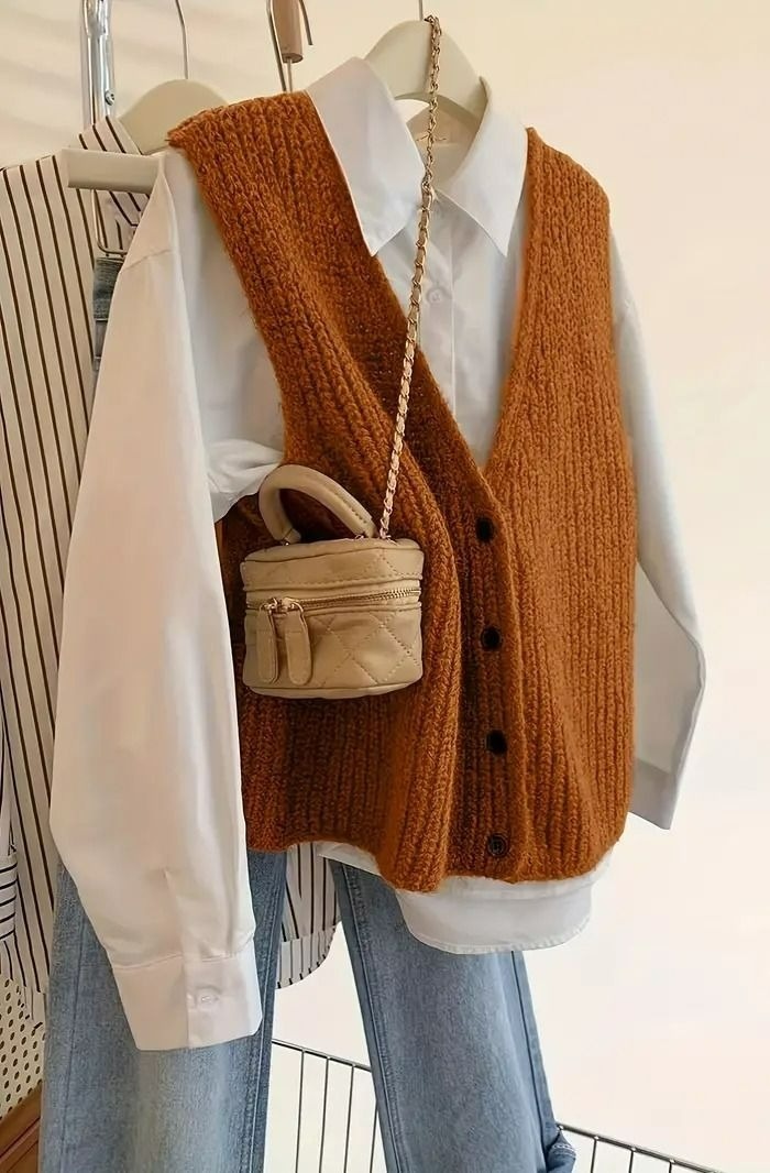 ست کاردیگان با پیراهن یا شومیز ست کاردیگان با پیراهن یا شومیز