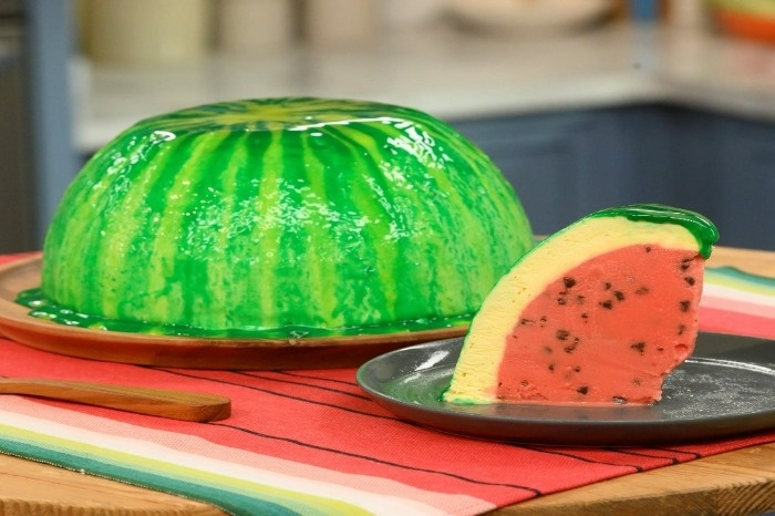 طرز تهیه کیک هندوانه شب یلدا کیک هندوانه شب یلدا