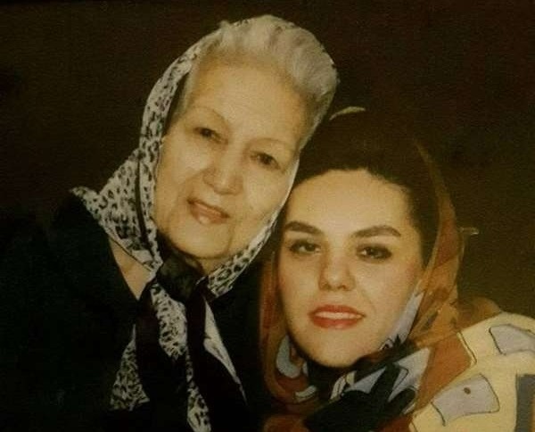 رقیه چهره آزاد و افسانه چهره آزاد رقیه چهره آزاد