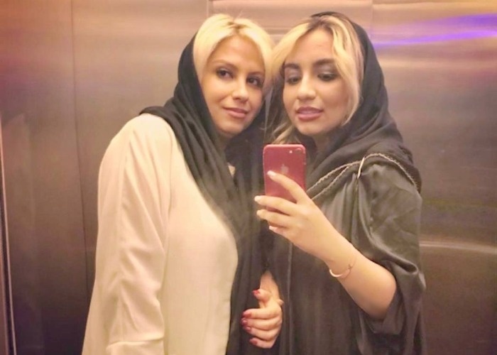 همسر اول مهراب قاسم خانی و دخترش نیروانا همسر اول مهراب قاسم خانی