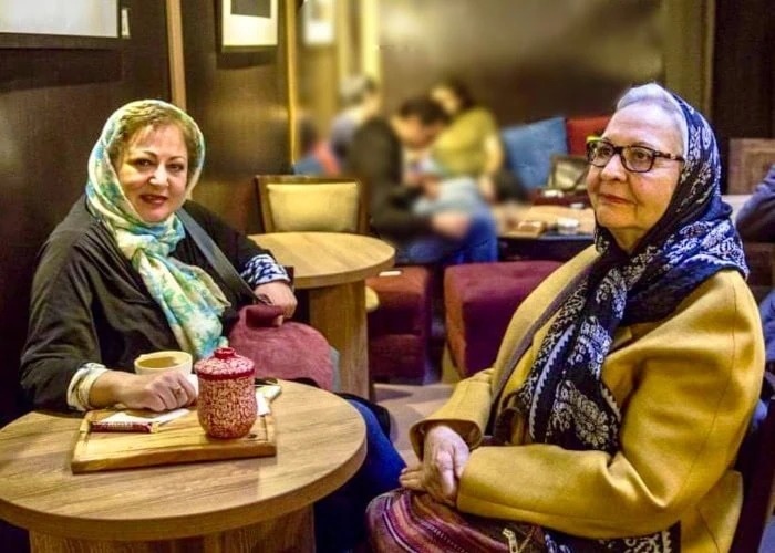 لیلی فرهادپور در کنار مادرش لیلی فرهادپور