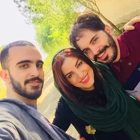 فریبا ترکاشوند در کنار پسرانش فریبا ترکاشوند