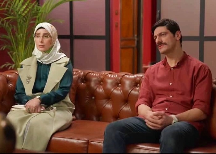 سحر زکریا در سریال شیش ماهه سحر زکریا در شیش ماهه
