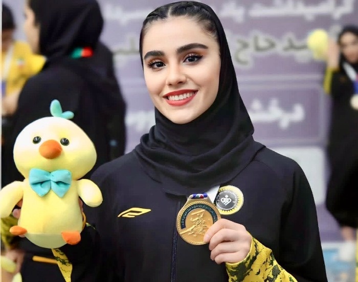 عکس زهرا کیانی در تیم سپاهان زهرا کیانی در تیم سپاهان