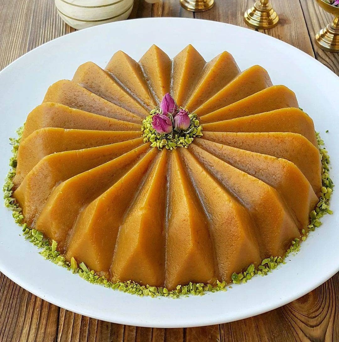 طرز تهیه حلوای شیر تزئین حلوای شیر