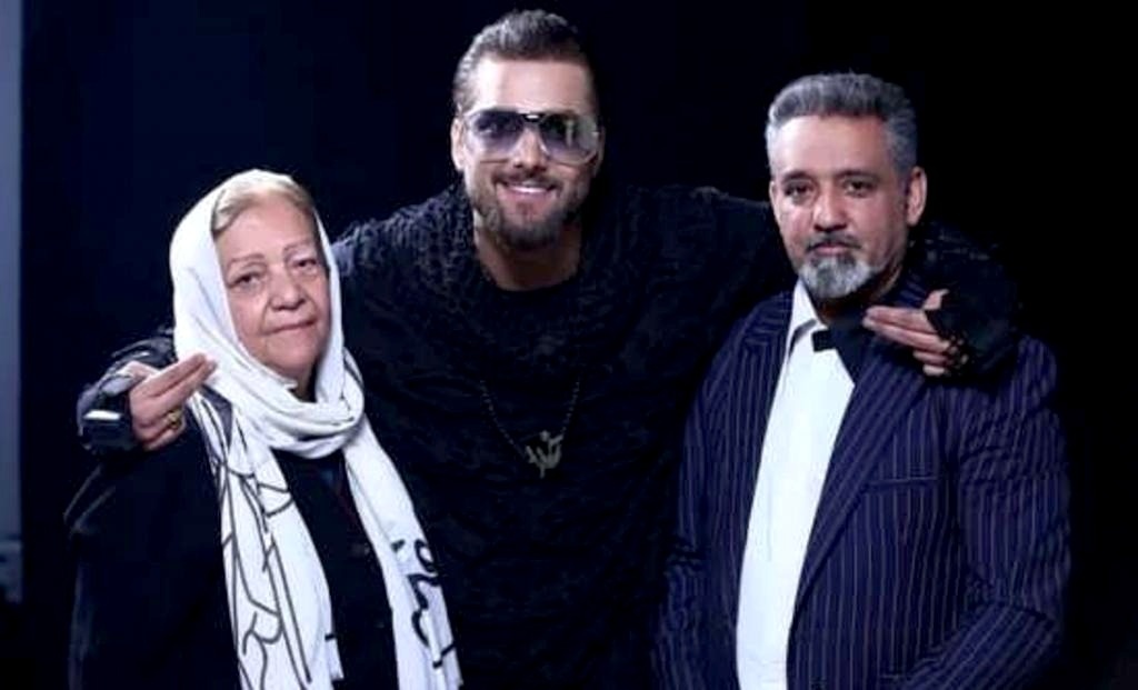 عکس پدر و مادر امیر مقاره بیوگرافی امیر مقاره