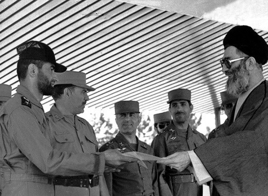 بیوگرافی شهید عباس بابایی شهید بابایی و ایت الله خامنه ای