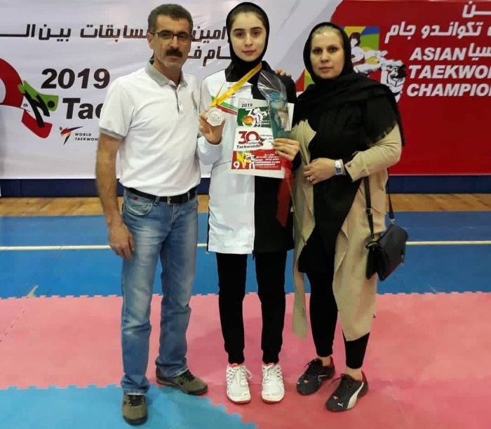 کوثر اساسه و پدرش کامبیز اساسه خانواده کوثر اساسه