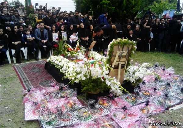مزار مرحوم مهرداد اولادی ، مهرداد اولادی ، مراسم هفتم مهرداد اولادی