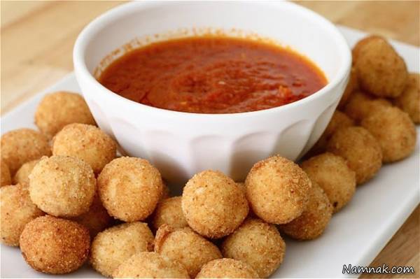 طرز تهیه پنیر سوخاری با سس گوجه فرنگی پنیر سوخاری با سس گوجه فرنگی