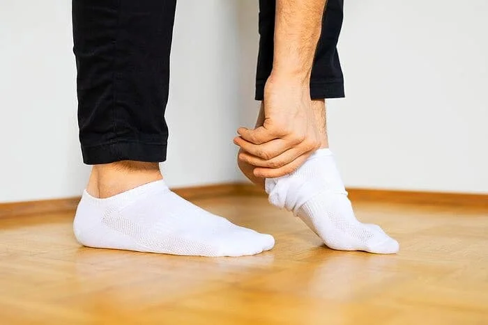 عوارض جوراب تنگ جوراب تنگ