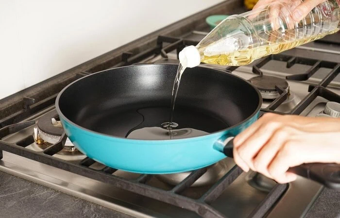 استفاده از روغن مناسب سبزی روغن مناسب