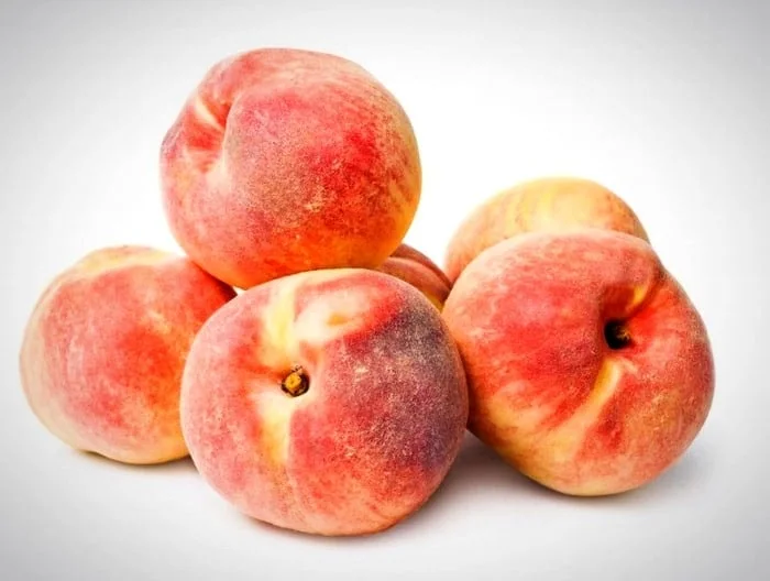 تغذیه قبل از پرواز و تغذیه بعد از پرواز مصرف هلو