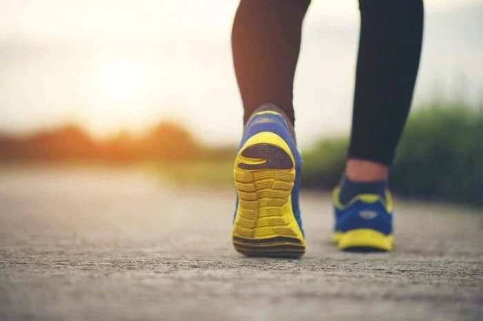پیاده روی کدام قسمت بدن را لاغر میکند؟ کالری سوزی با پیاده روی
