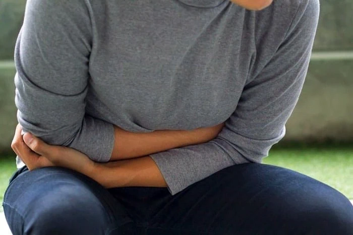 درد سمت راست پهلو آپاندیست