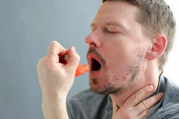 عوارض روزه گرفتن برای افراد مبتلا به آسم ضرر روزه برای آسم