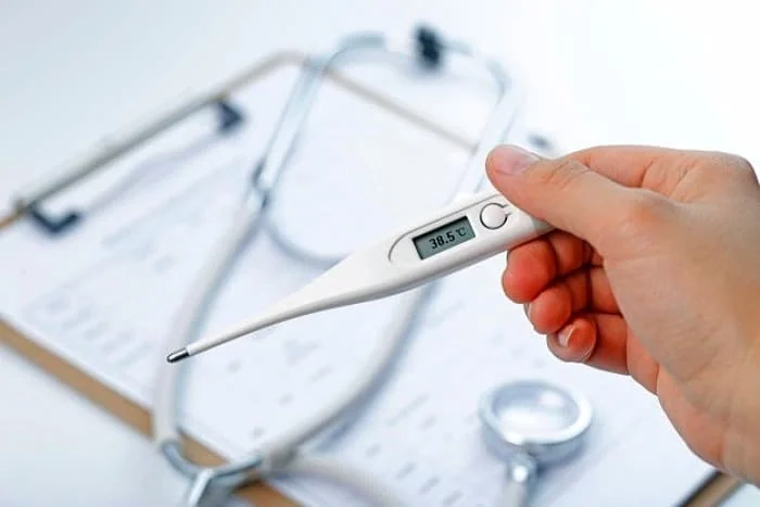 تب در پیچ خوردگی بیضه تب در مردان