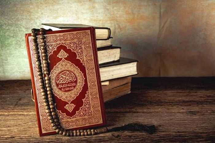 روش استخاره با قرآن