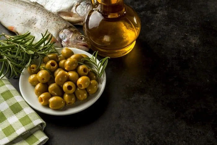 درمان ریزش موی شقیقه ها با روغن زیتون روغن زیتون