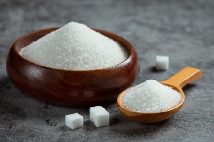 روش هایی برای کم کردن مصرف نمک و شکر