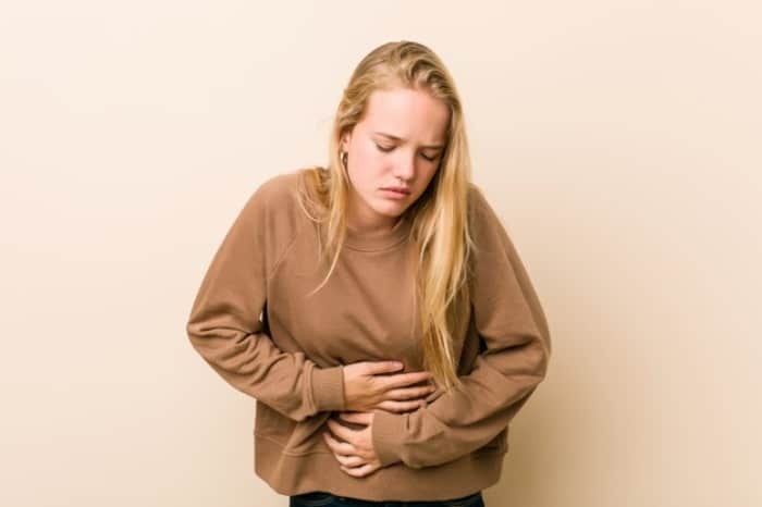 علائم بیماری کرونای تیغی کرونای تیغی چه علائمی دارد؟