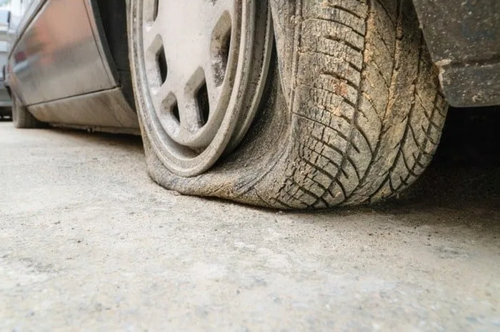 علائم فرسودگی لاستیک خودرو انفجار لاستیک ماشین